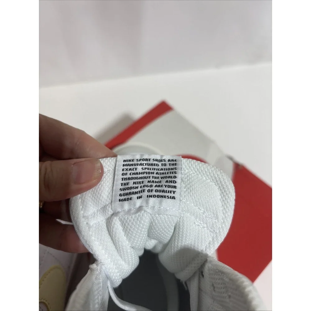 Nike product pair